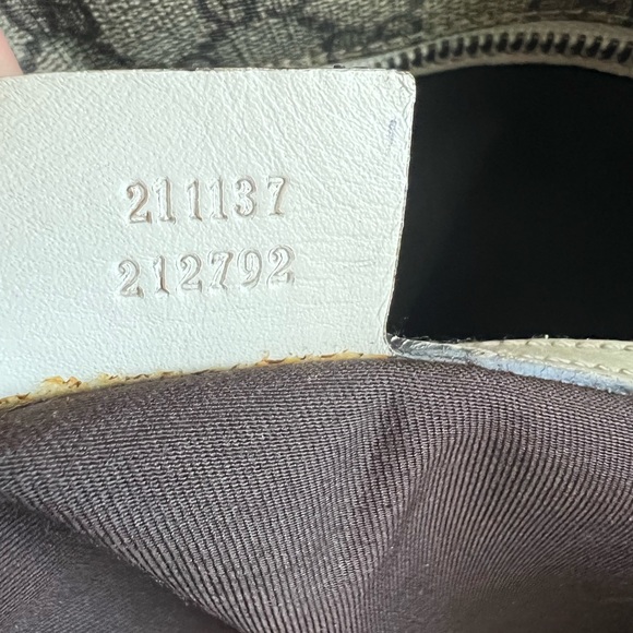 🚫SOLD🚫 Authentic Gucci Monogram Tote - Picture 10 of 15